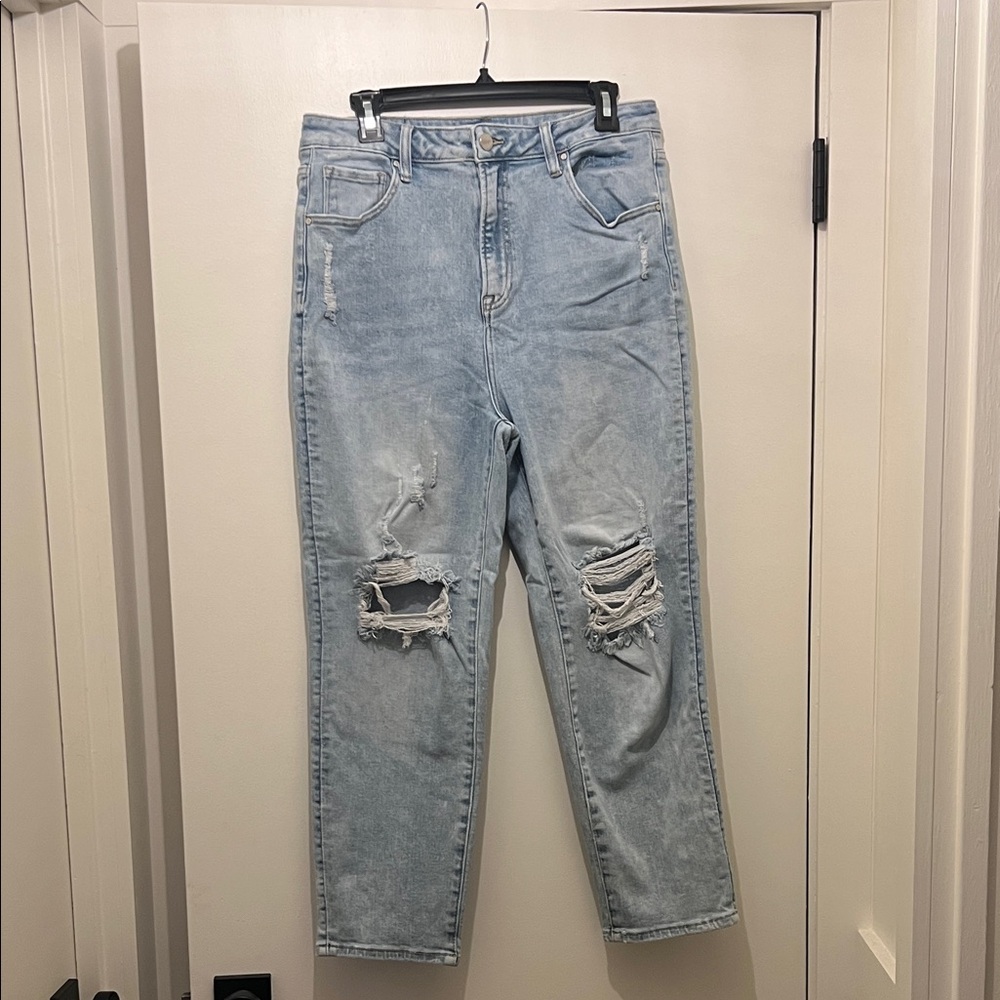 Casual Light Blue Distressed Boyfriend Jeans